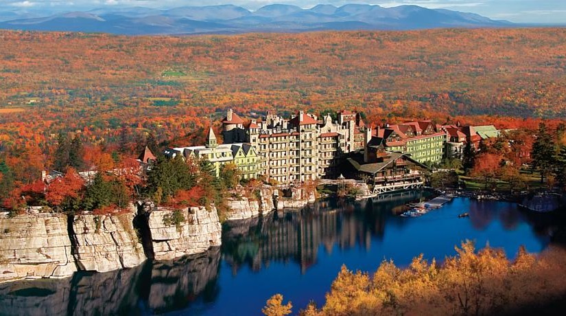 Mohonk Mountain House upstate driveaway