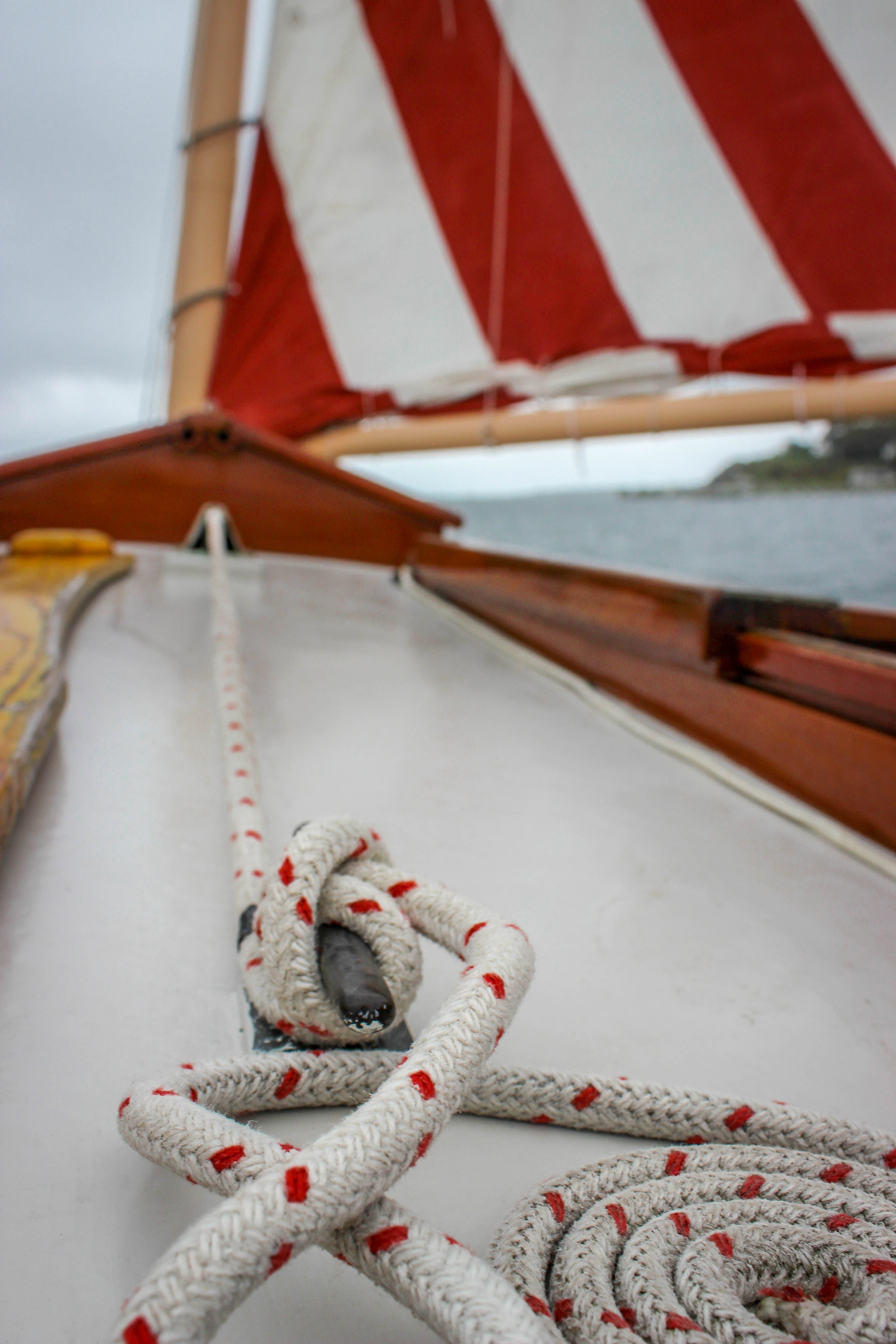 catboat charters captain kurt marthas vineyard mass