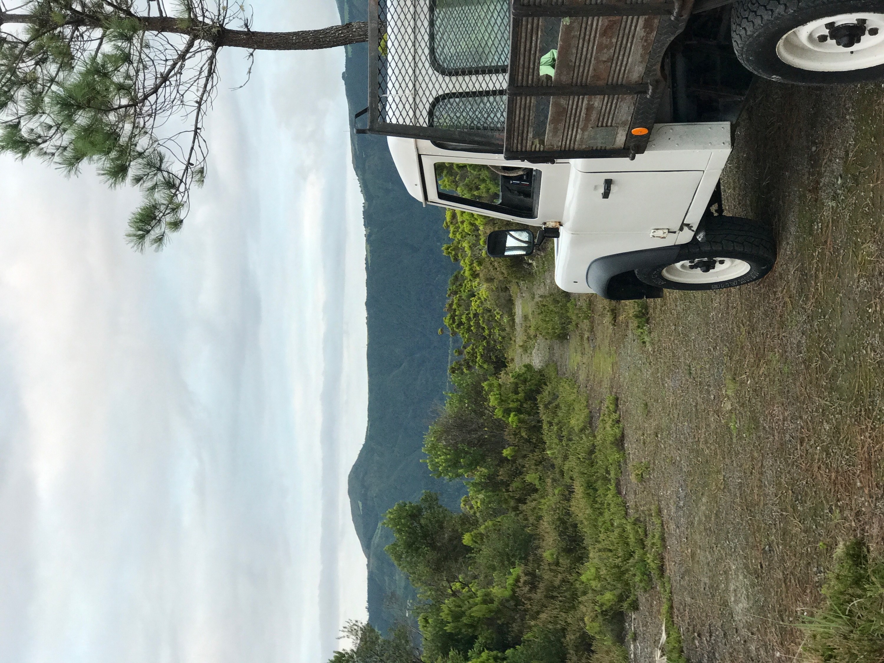 Furnas Lake Villas Land Rover Tour