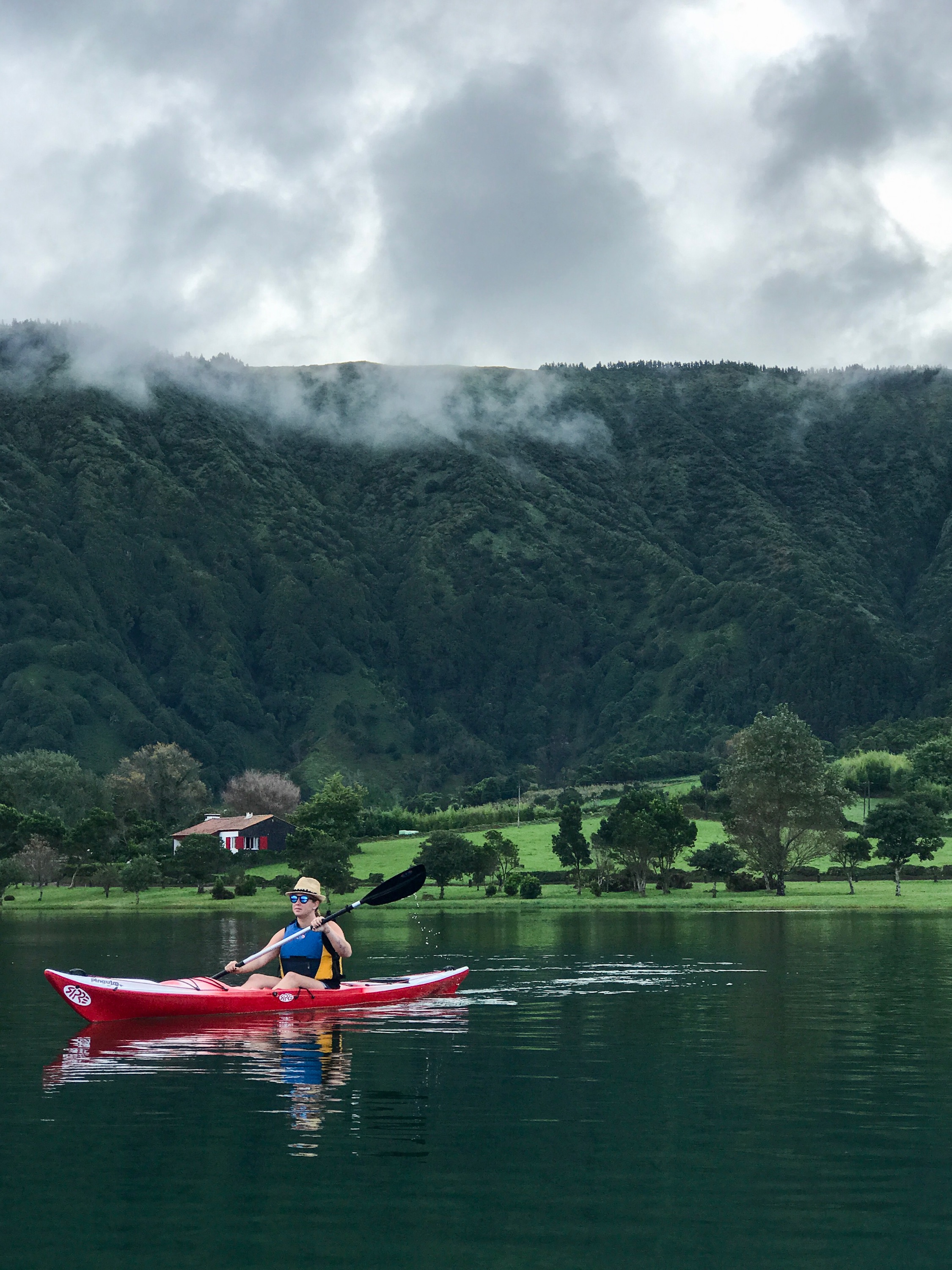 sete cidades blue and green lake azores kayak kayaking