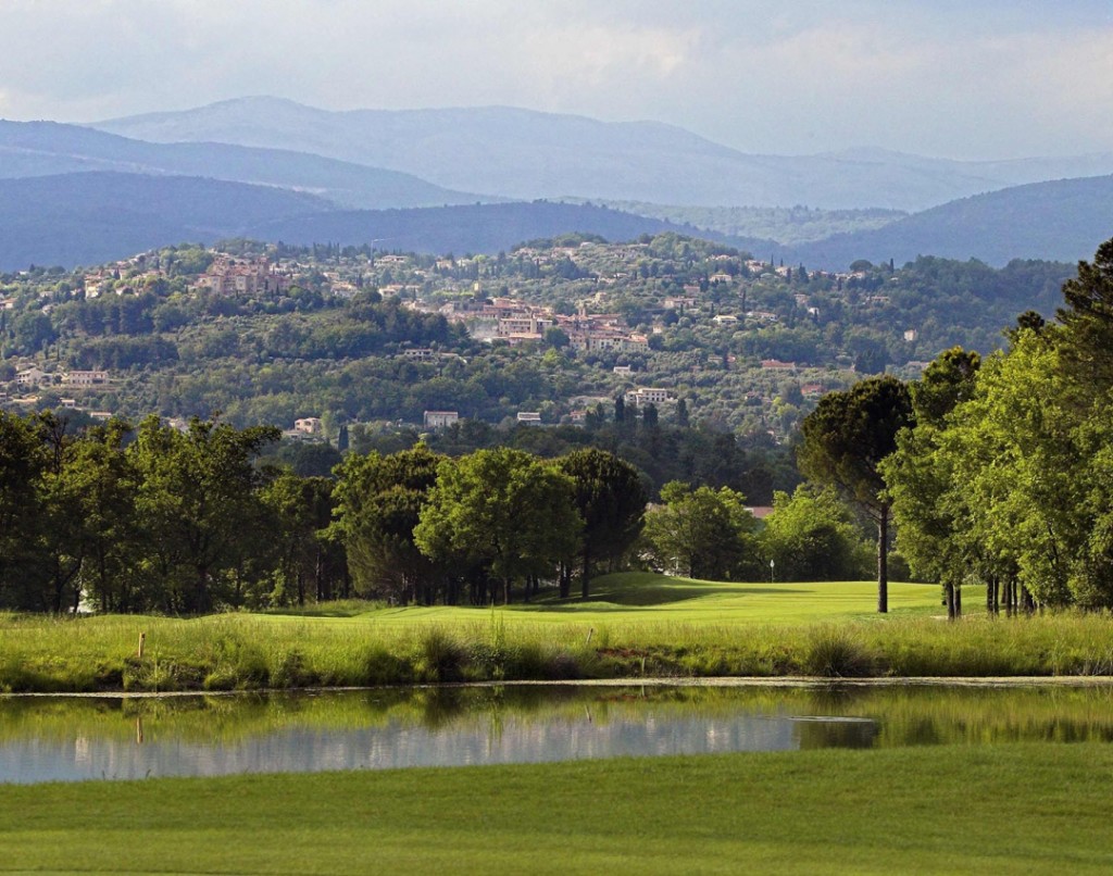 Terre Blanche Provence France flyaway