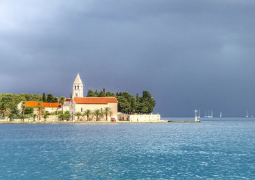 Vis Croatia Dalmatian Coast Roki Rokis peka sailing