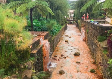 Poca da Dona Beija Thermal Baths Azores